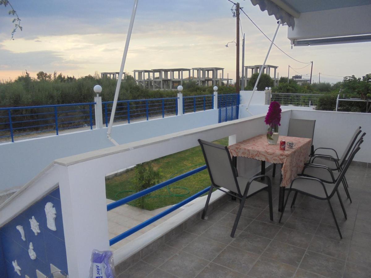 Kostas Family House Appartement Káto Ássos Buitenkant foto