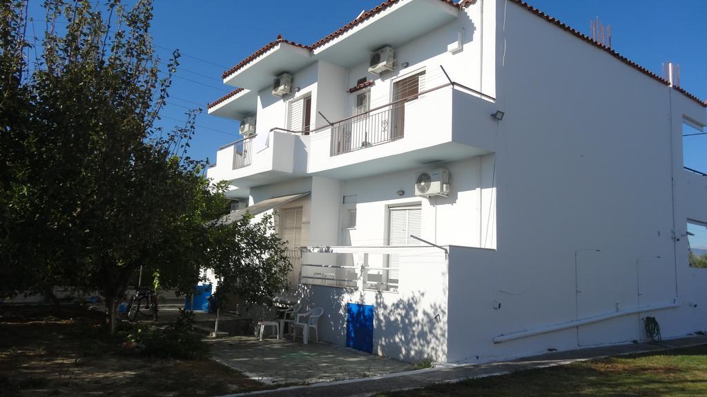 Kostas Family House Appartement Káto Ássos Buitenkant foto